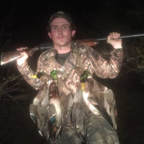 Meet your Posher, Logan - Picture 1 of 1